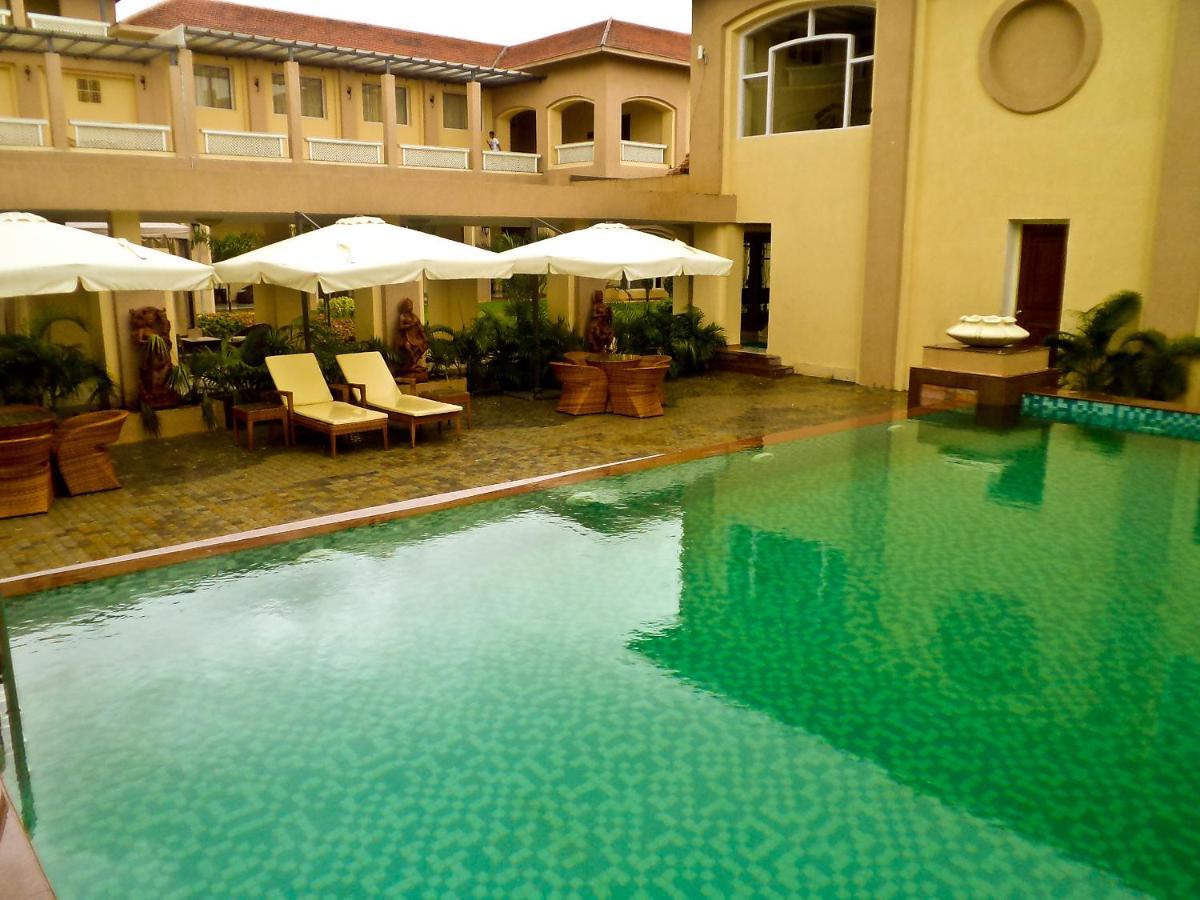 Pramod Convention & Club Resort كوتاك المظهر الخارجي الصورة