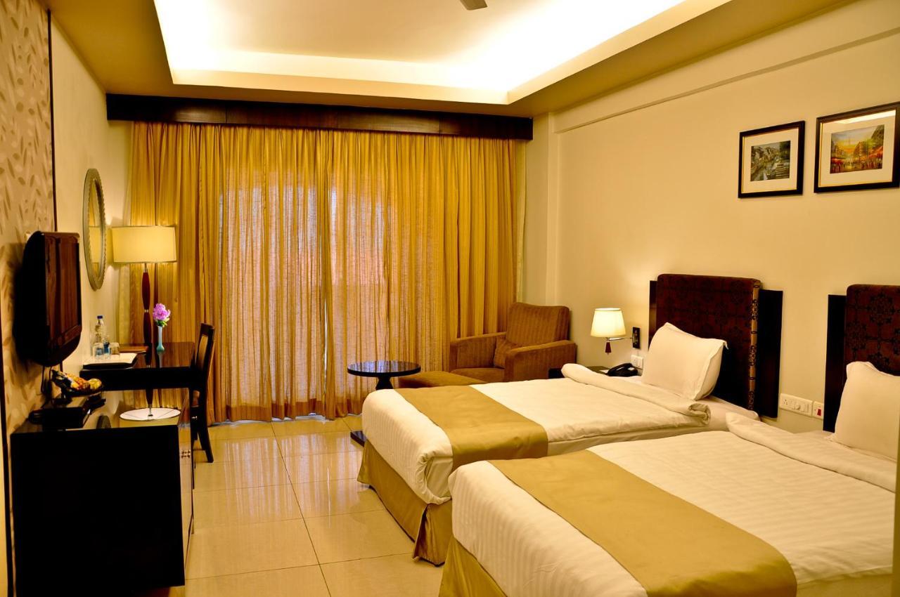 Pramod Convention & Club Resort كوتاك المظهر الخارجي الصورة